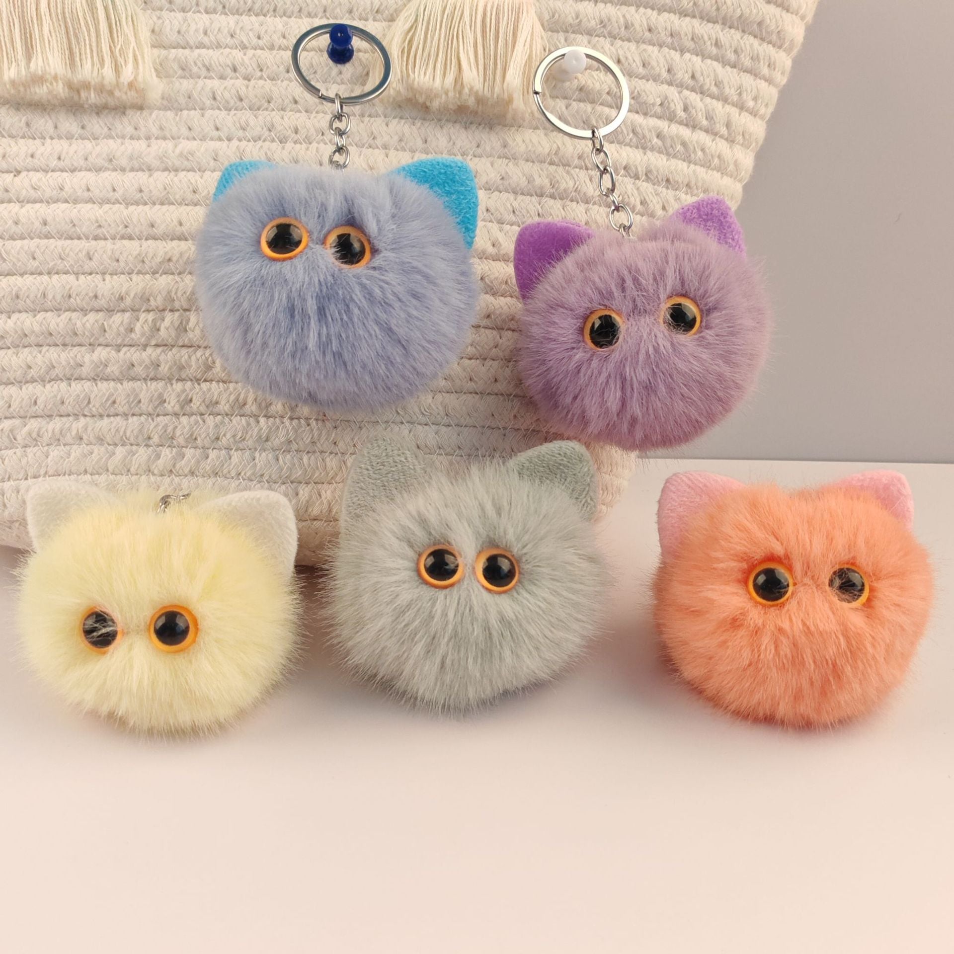 Wholesale  Kitten cartoon fur ball keychain